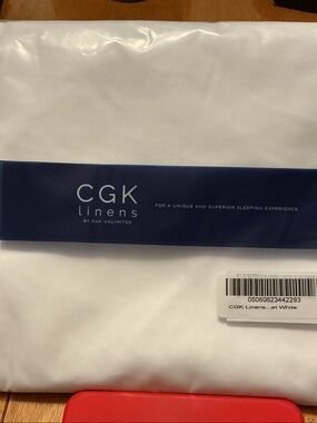 CGK Linens White Sheet Set - Crisp White (Never Opened)